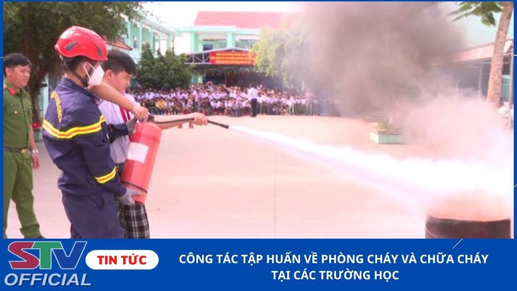 OKVIP tập huấn phòng cháy chữa cháy tặng 1050 bình chữa cháy cho bà con tỉnh Sóc Trăng